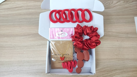 Elina Hair Combo(Scrunchies,Claw clips,Butterfly Necklace,rubber band,Clutchers)