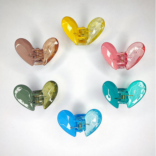 Elina Hair Combo(Scrunchies,Claw clips,Butterfly Necklace,Rubber band,Clutchers)